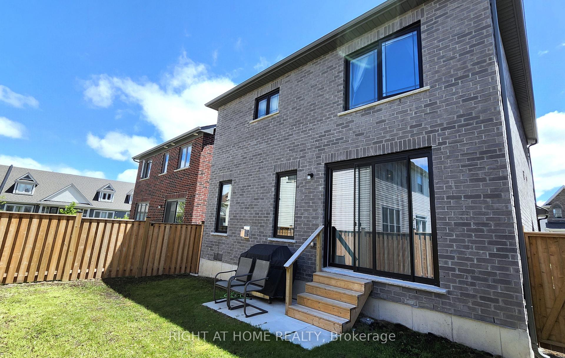 Photo 43 of 1120 Rippingale Trail, Peterborough, Northcrest Ward 5 — HOMEH