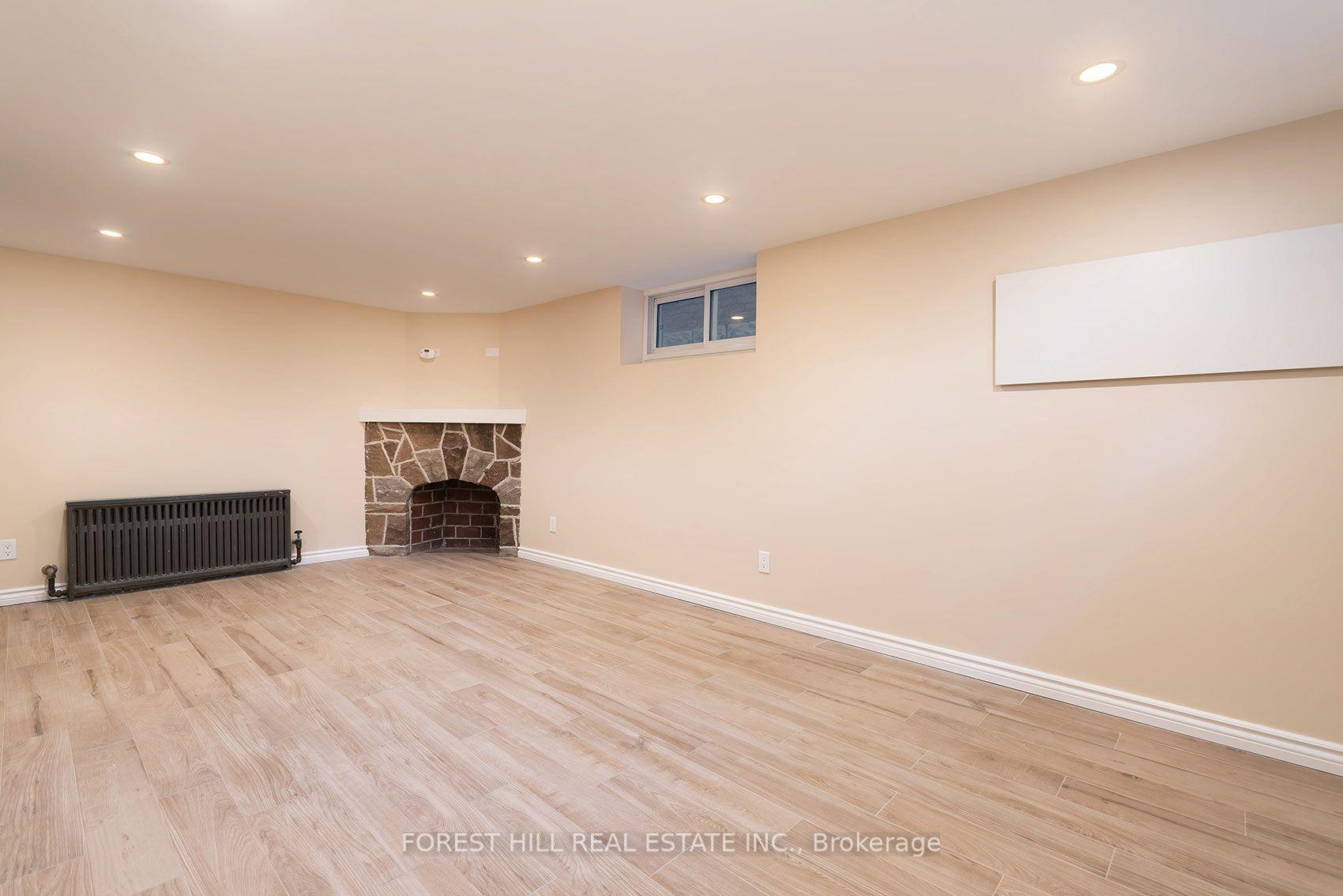 Photo 23 of 17 Fairleigh Crescent, Toronto, Forest Hill North — HOMEH