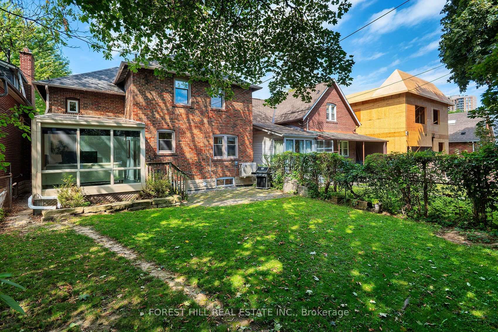 Photo 27 of 17 Fairleigh Crescent, Toronto, Forest Hill North — HOMEH