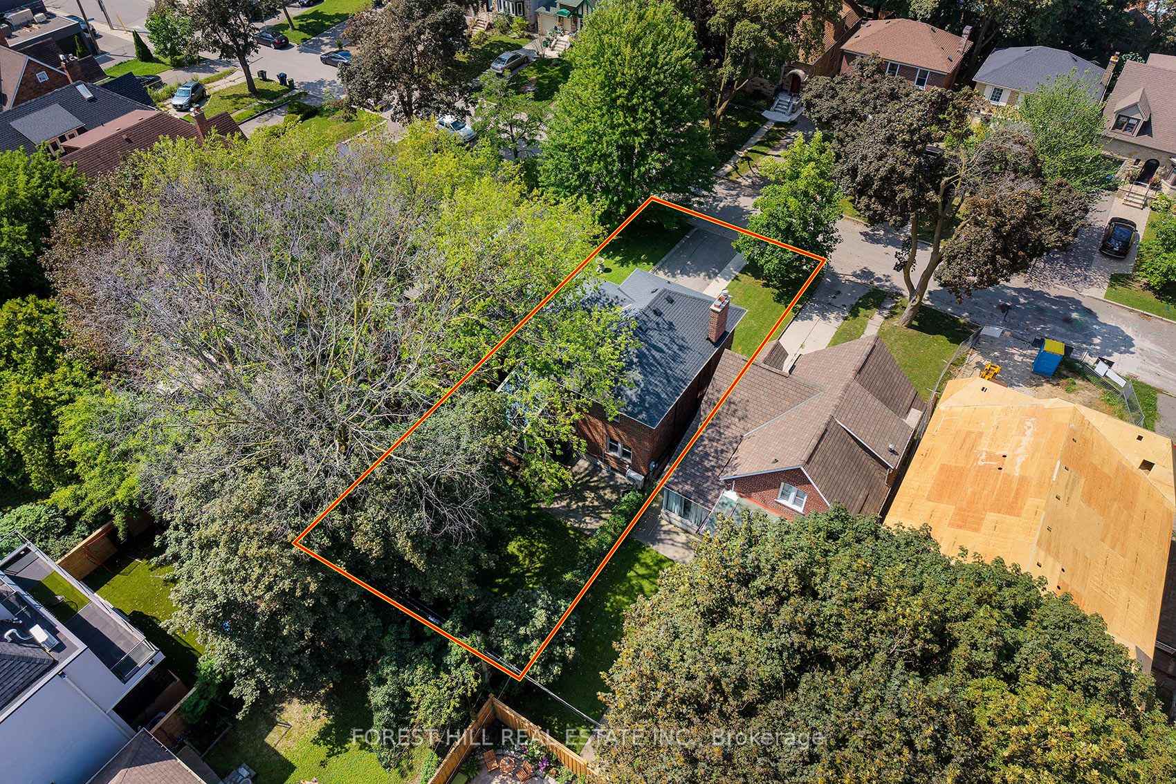 Photo 31 of 17 Fairleigh Crescent, Toronto, Forest Hill North — HOMEH