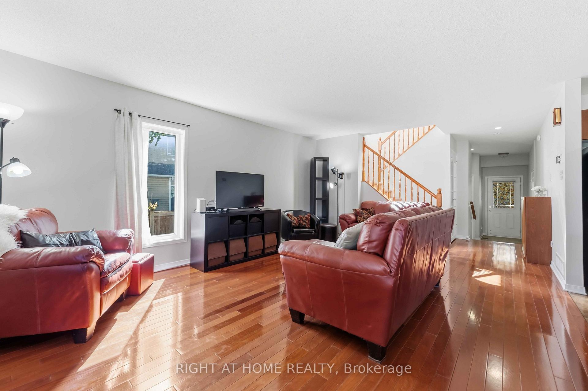 Photo 9 of 259 Sorento Street, Ottawa, Barrhaven - Strandherd — HOMEH