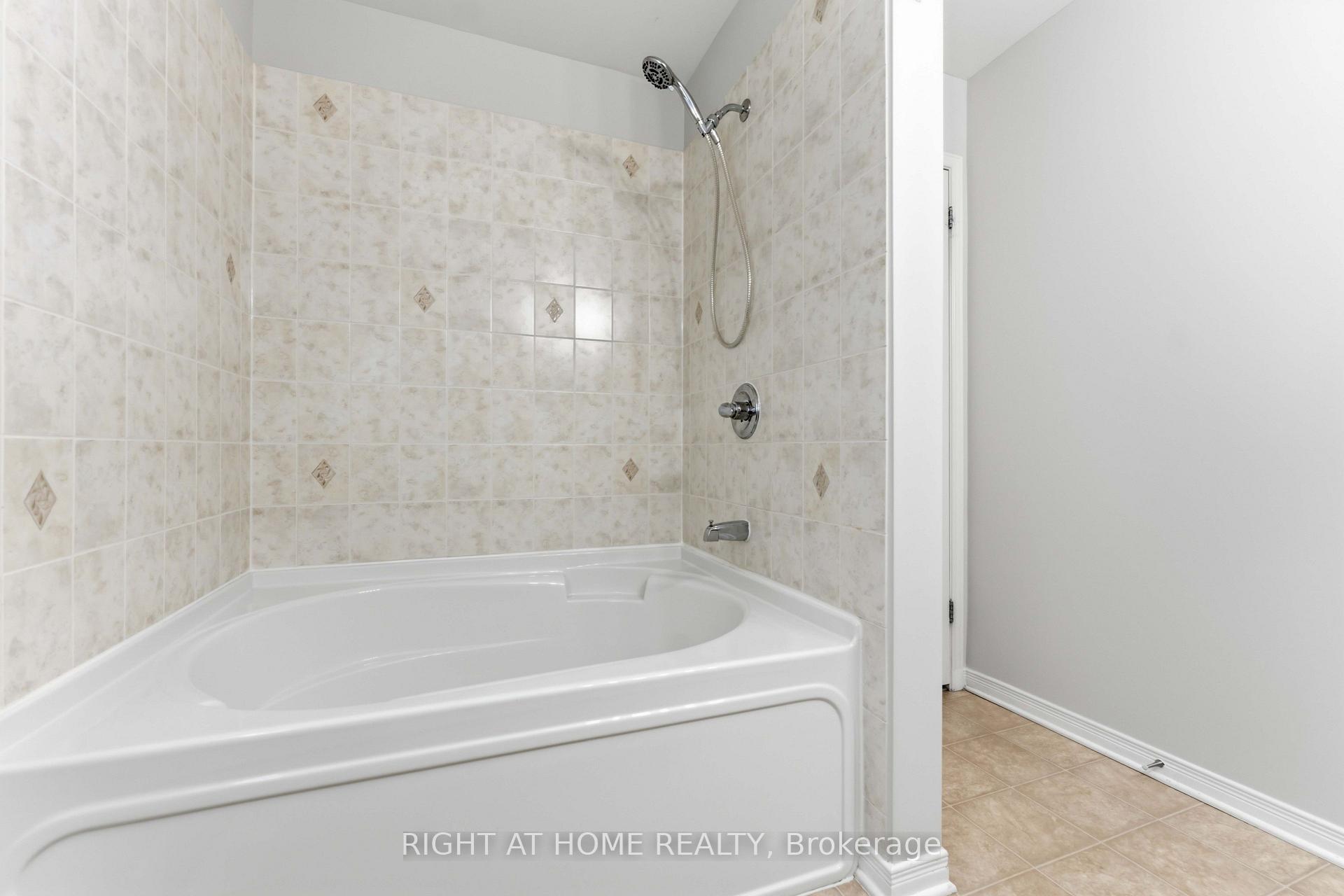 Photo 19 of 259 Sorento Street, Ottawa, Barrhaven - Strandherd — HOMEH