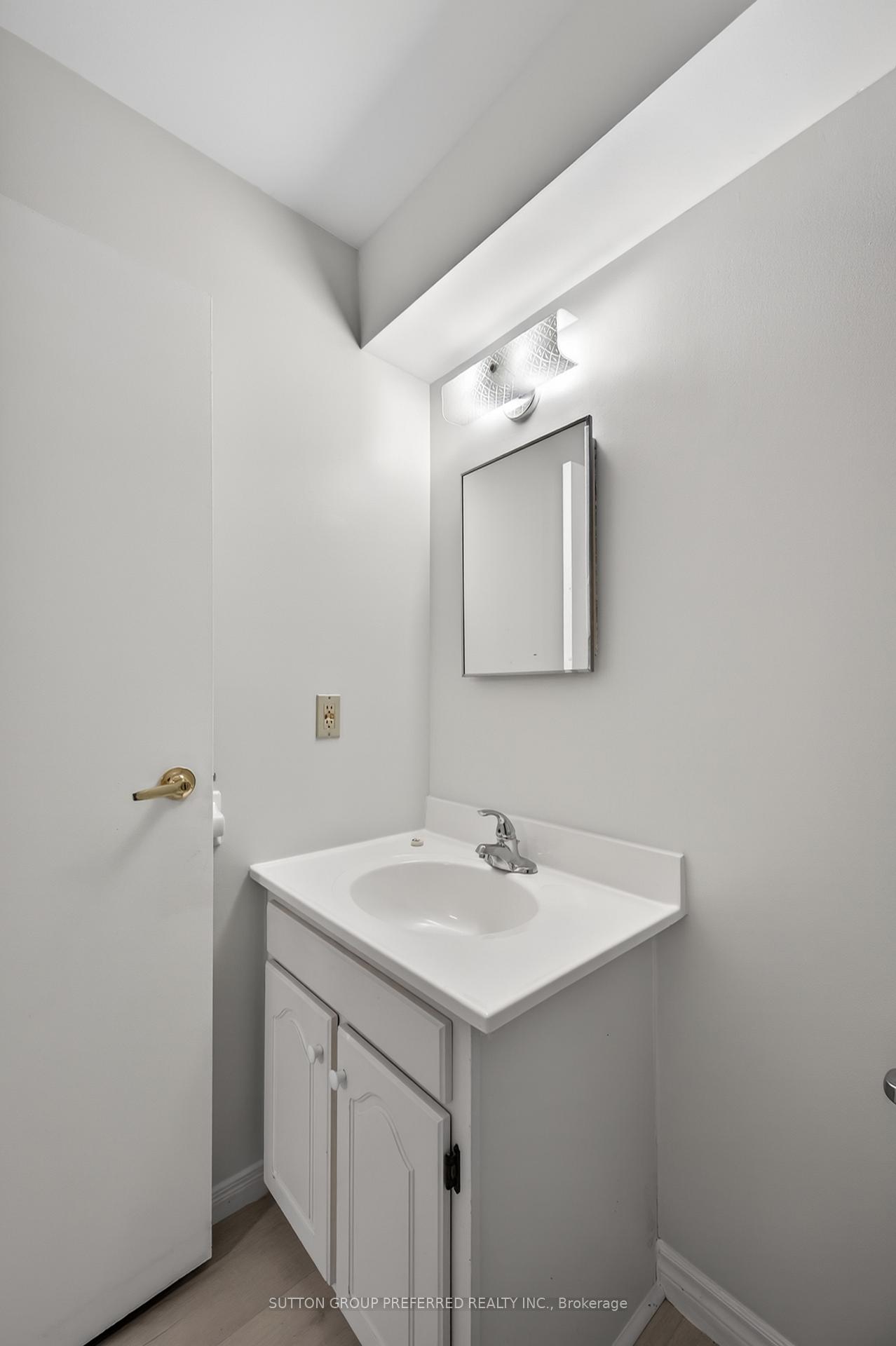 Photo 7 of Unit 52, 136 Conway Drive, London, South X — HOMEH