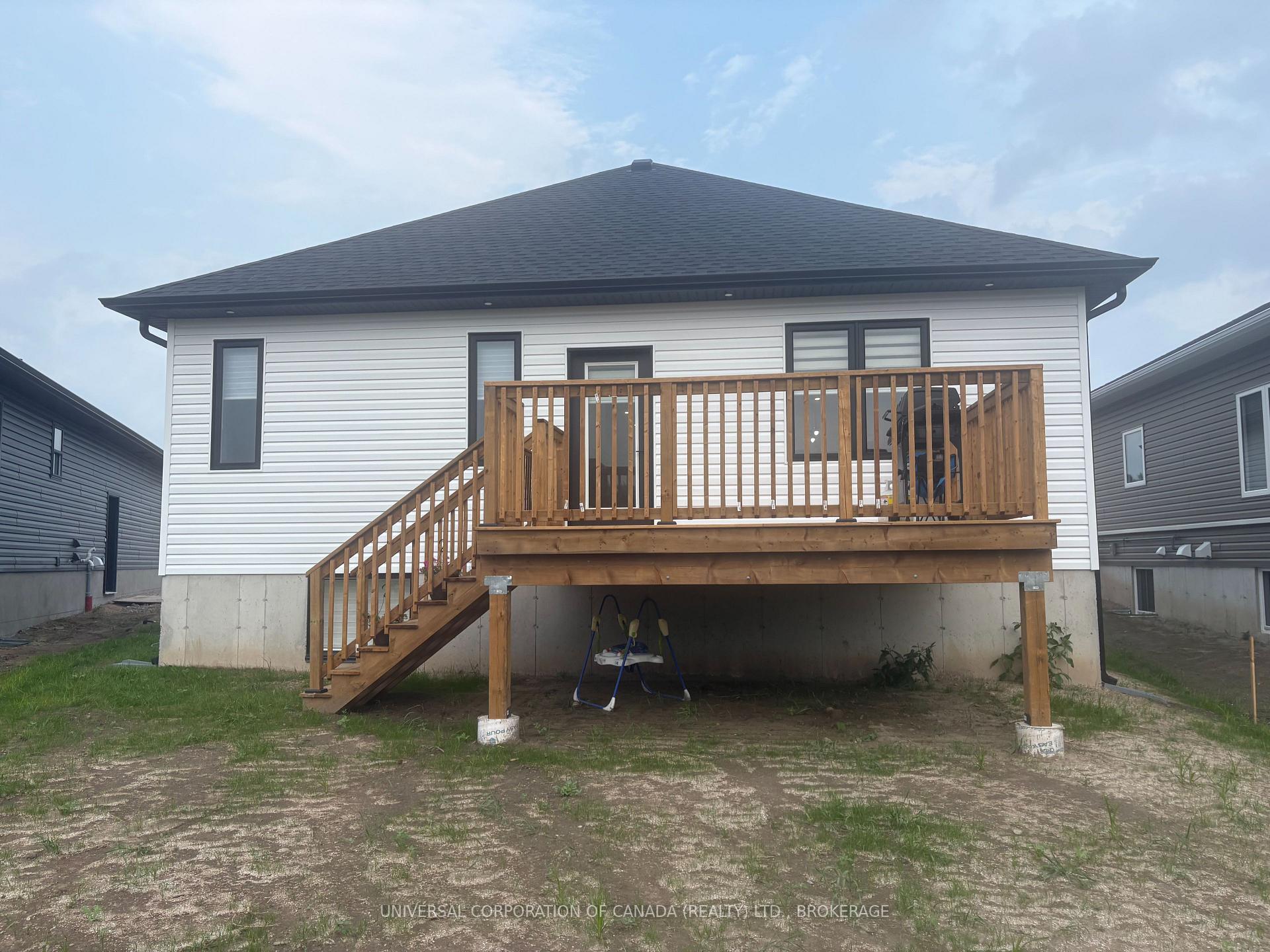Photo 43 of 63 Rebecca Drive, Aylmer — HOMEH