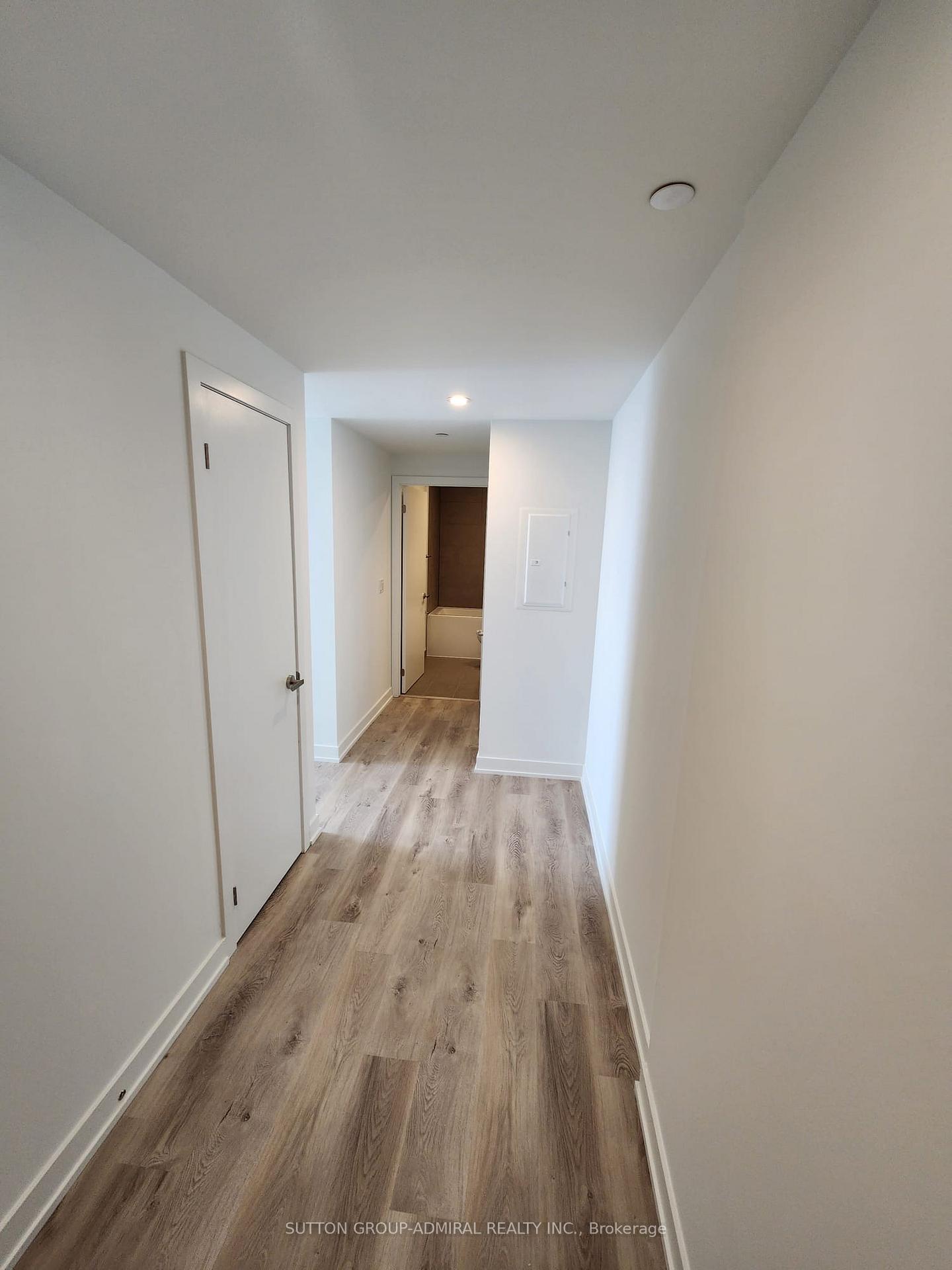 Photo 3 of Unit 2308, 370 Martha Street, Burlington, Brant — HOMEH