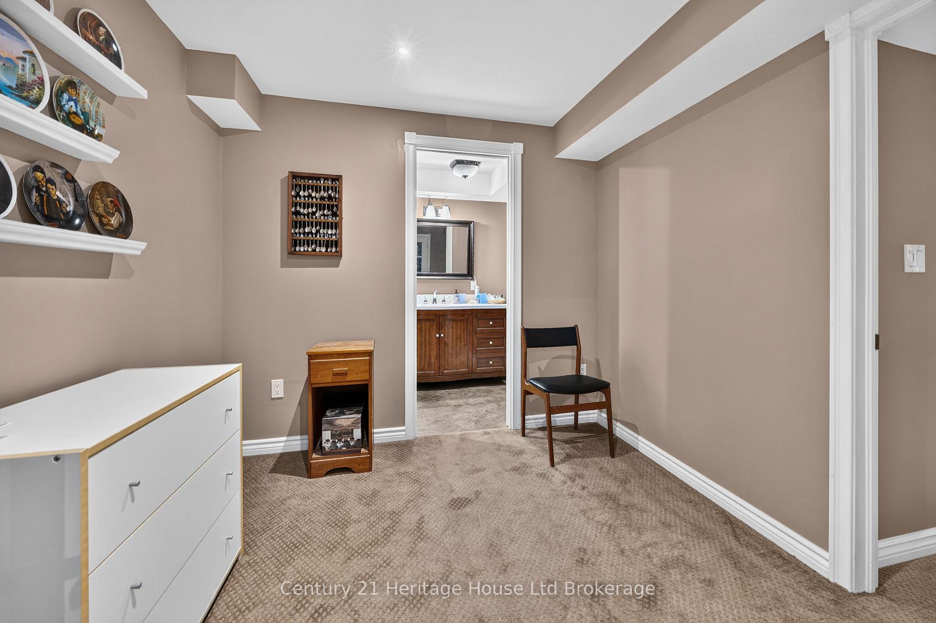 Photo 21 of 43 Beech Boulevard, Tillsonburg — HOMEH