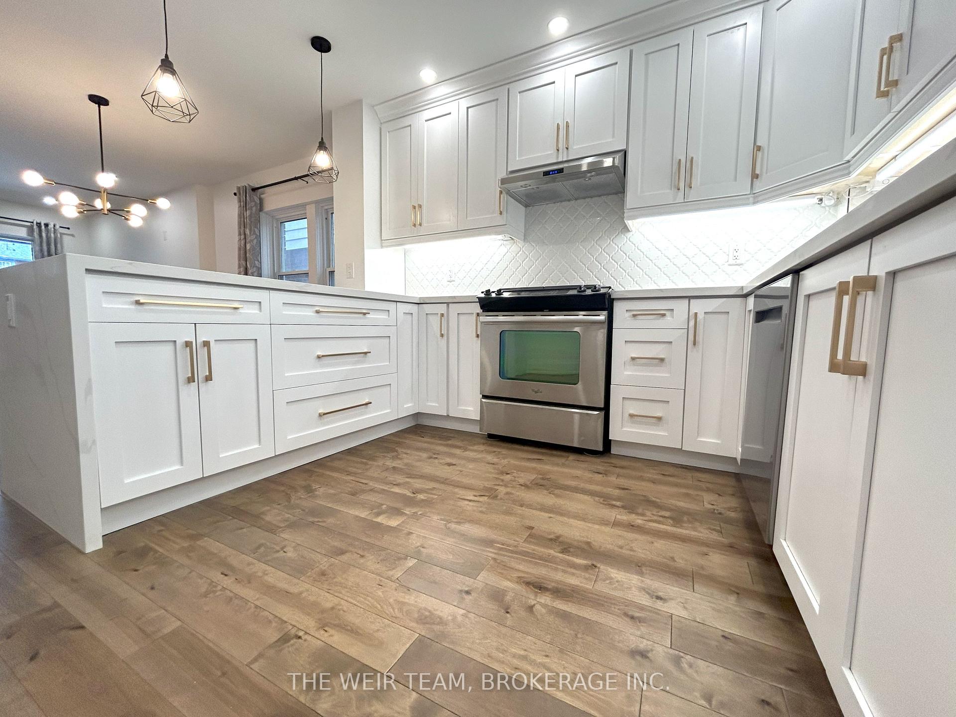 Photo 3 of 3 Costain Avenue, Toronto, East End-Danforth — HOMEH