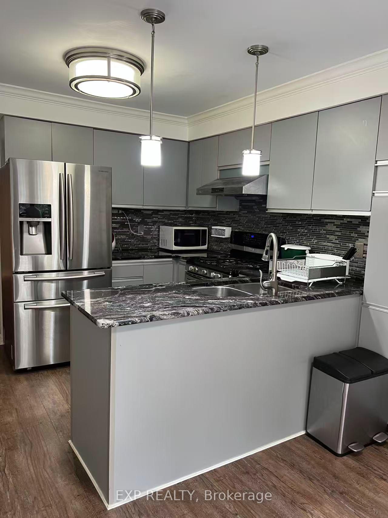 Photo 4 of 1009 Meadowridge Crescent, Pickering, Liverpool — HOMEH