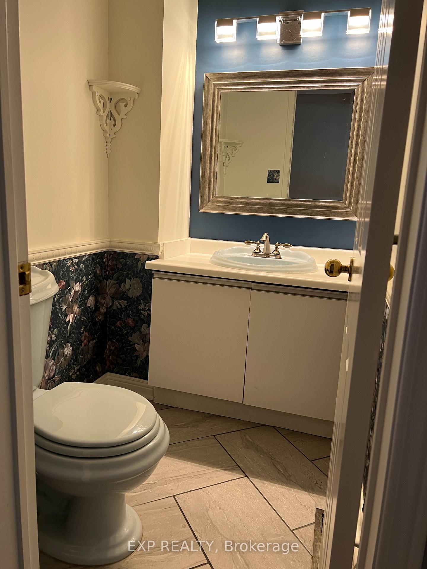 Photo 12 of 1009 Meadowridge Crescent, Pickering, Liverpool — HOMEH