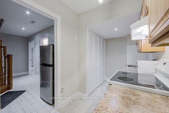 Photo 3 of 27 Lavender Road, Toronto, Keelesdale-Eglinton West — HOMEH