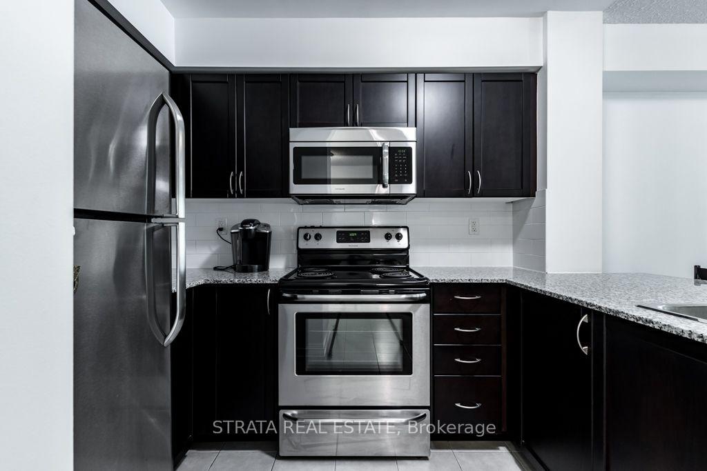 Photo 2 of Unit 111, 816 Lansdowne Avenue, Toronto, Dovercourt-Wallace Emerson-Junction — HOMEH
