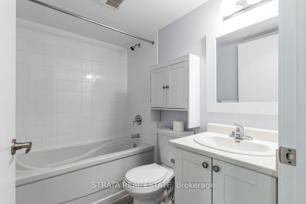 Photo 6 of Unit 111, 816 Lansdowne Avenue, Toronto, Dovercourt-Wallace Emerson-Junction — HOMEH