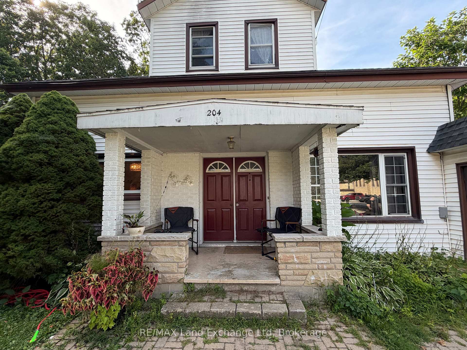 Photo 2 of 204 Minnie Street, North Huron, Wingham — HOMEH