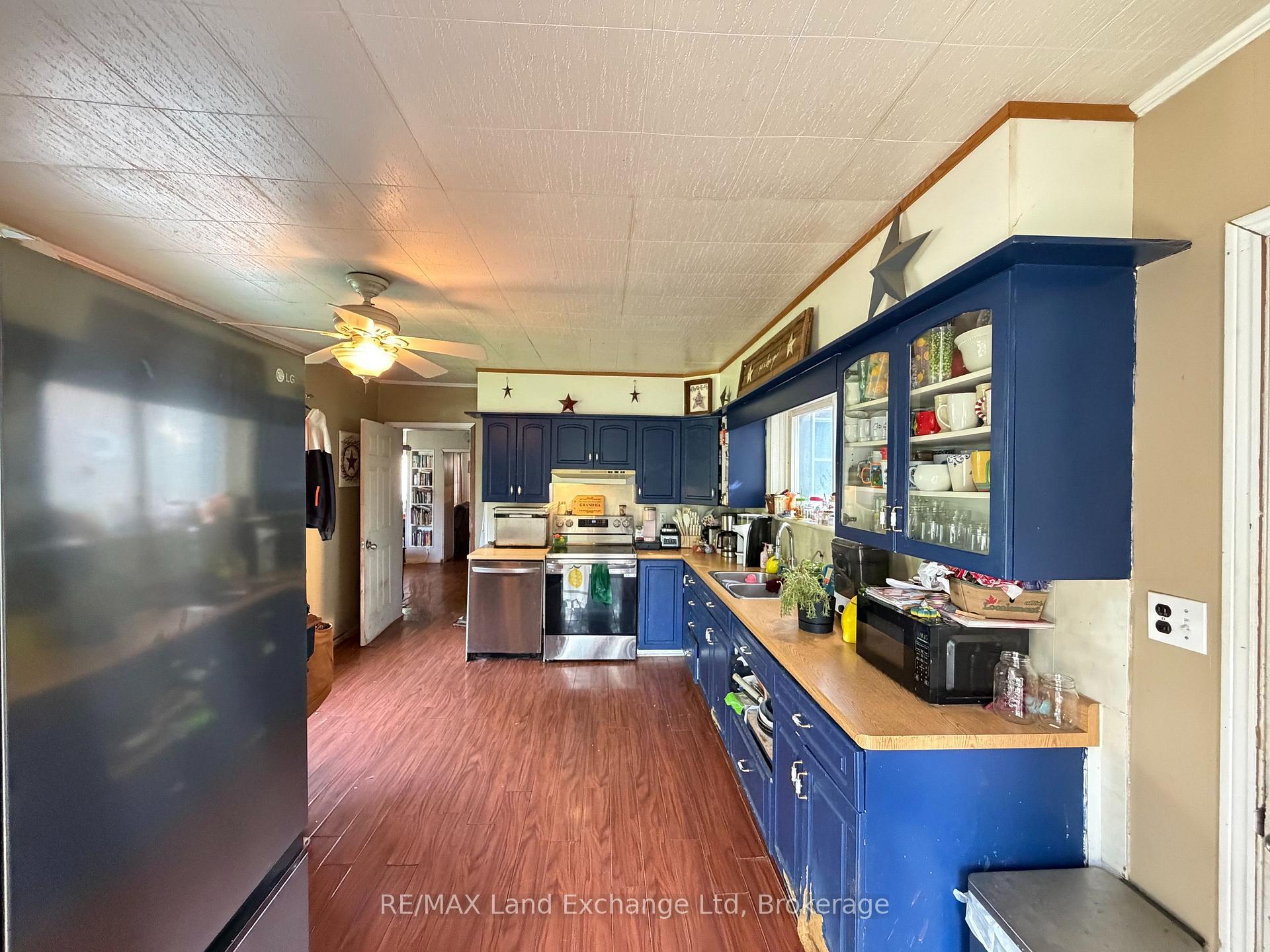Photo 9 of 204 Minnie Street, North Huron, Wingham — HOMEH