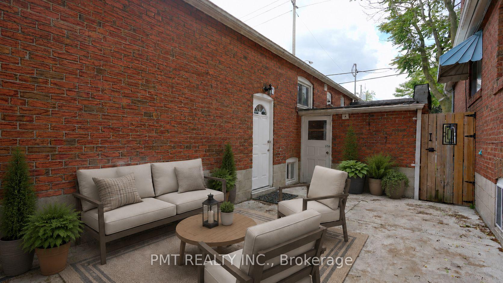 Photo 17 of Unit Lower, 881 Coxwell Avenue, Toronto, Danforth Village-East York — HOMEH