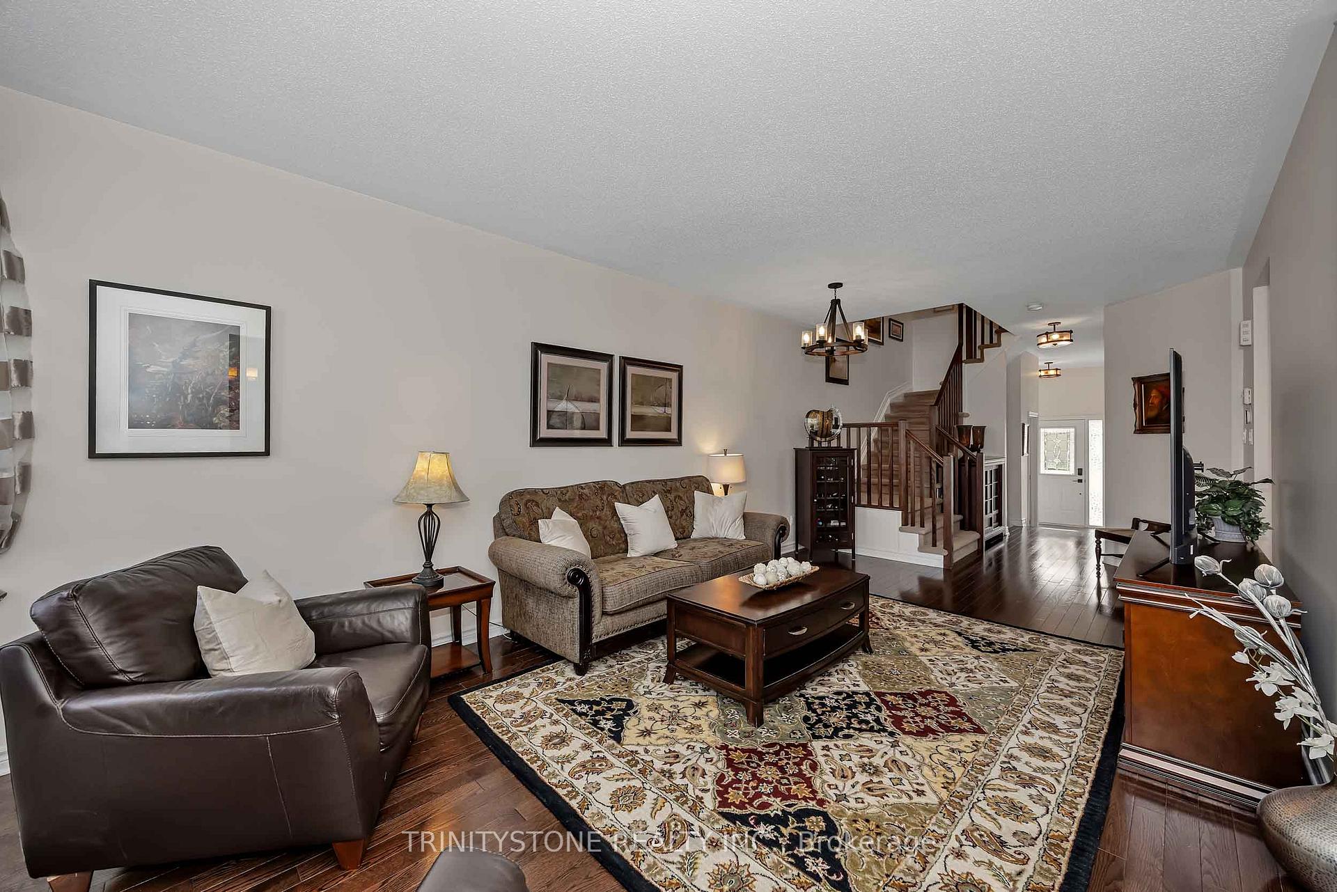 Photo 16 of 1114 Northgraves Crescent, Ottawa, Kanata - Emerald Meadows/Trailwest — HOMEH