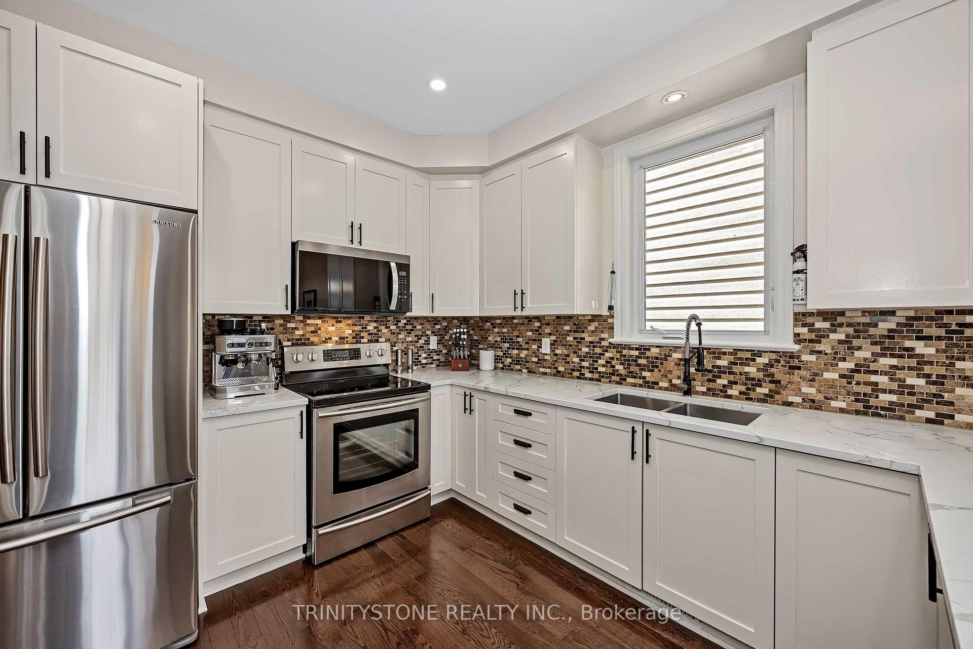 Photo 18 of 1114 Northgraves Crescent, Ottawa, Kanata - Emerald Meadows/Trailwest — HOMEH