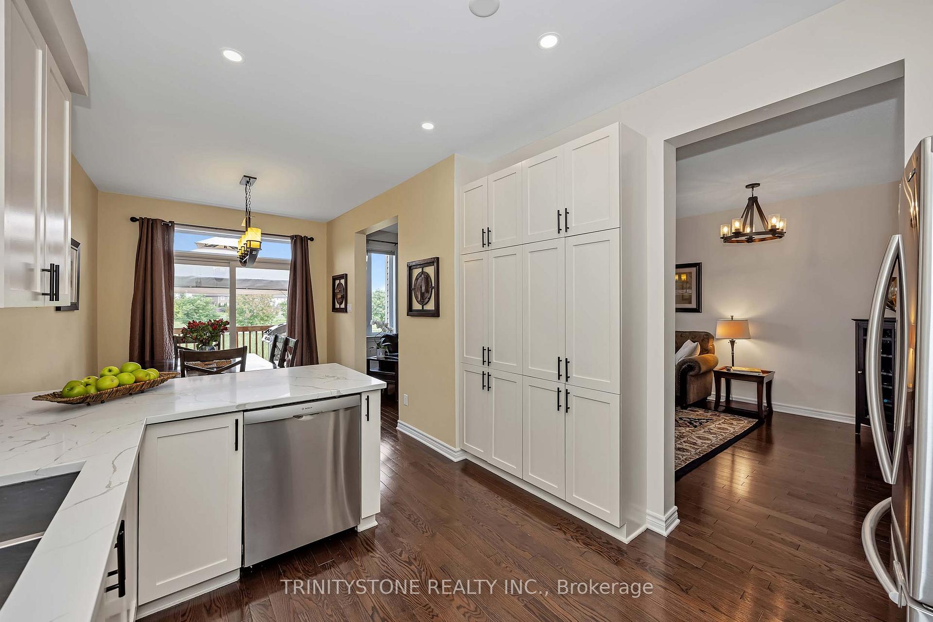 Photo 20 of 1114 Northgraves Crescent, Ottawa, Kanata - Emerald Meadows/Trailwest — HOMEH