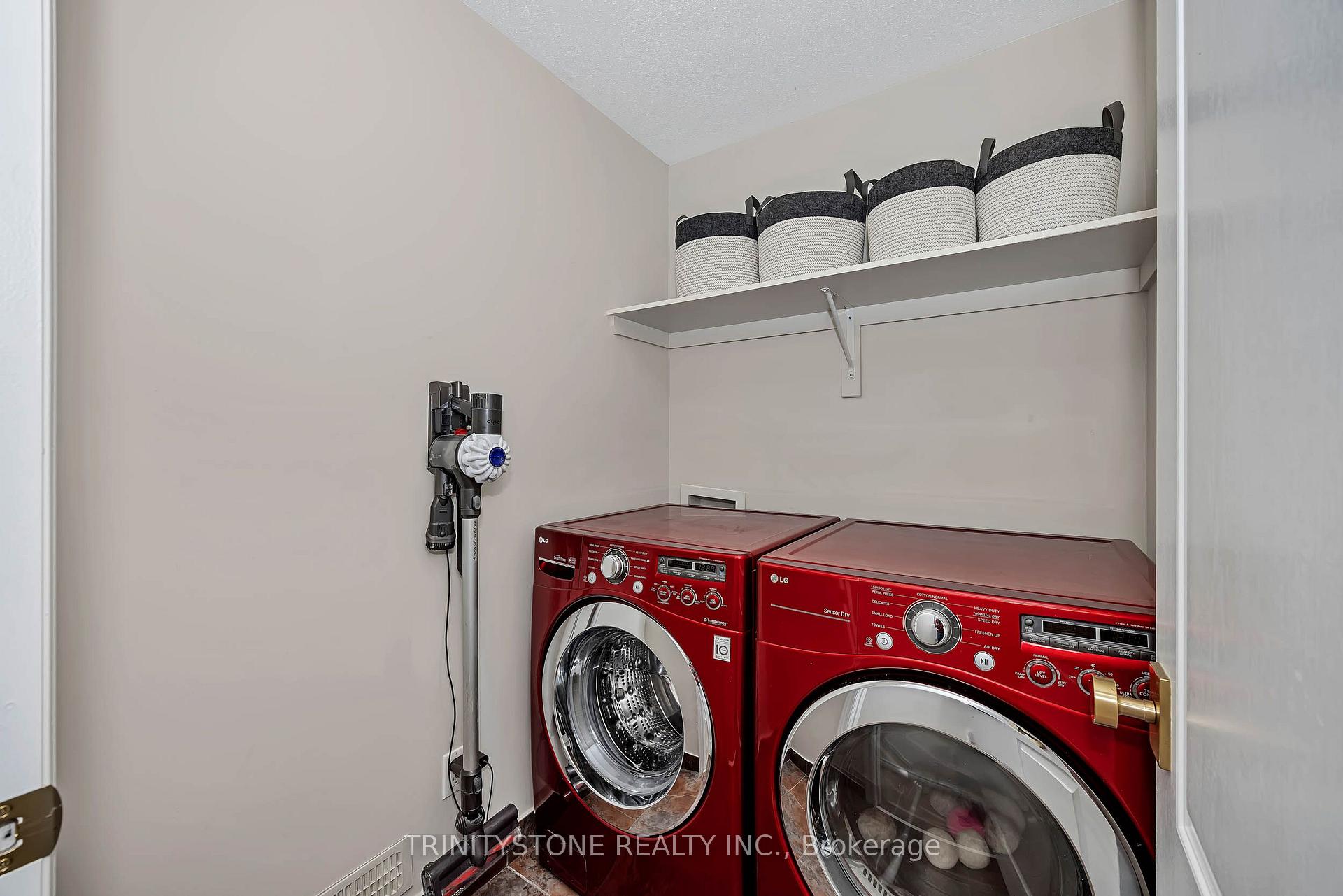 Photo 35 of 1114 Northgraves Crescent, Ottawa, Kanata - Emerald Meadows/Trailwest — HOMEH