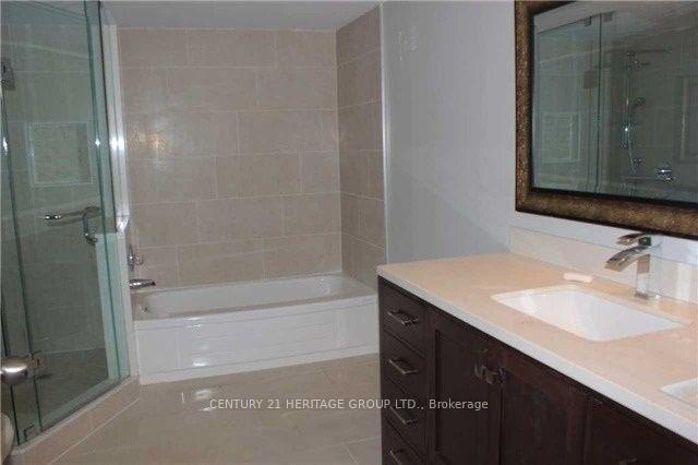 Photo 7 of Unit 1003, 7460 Bathurst Street, Vaughan, Brownridge — HOMEH