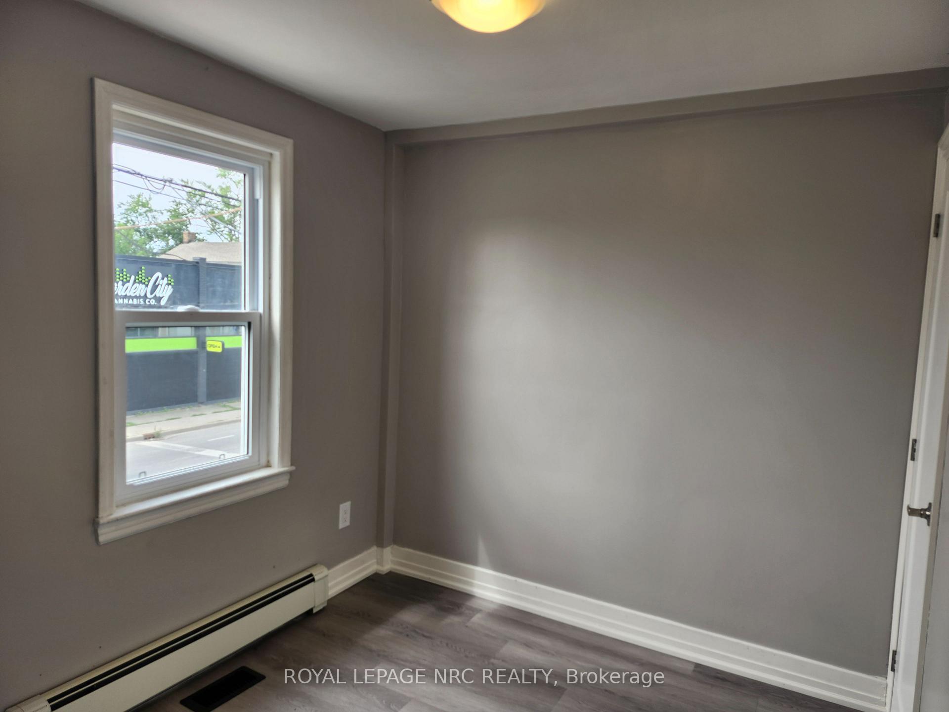 Photo 15 of Unit 1, 476 East Main Street, Welland, Welland Downtown — HOMEH