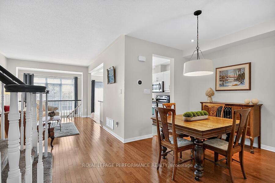 Photo 6 of 172 Laramie Crescent, Ottawa, Barrhaven - Stonebridge — HOMEH