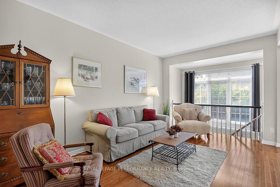 Photo 7 of 172 Laramie Crescent, Ottawa, Barrhaven - Stonebridge — HOMEH