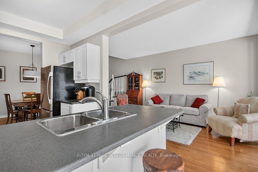 Photo 14 of 172 Laramie Crescent, Ottawa, Barrhaven - Stonebridge — HOMEH