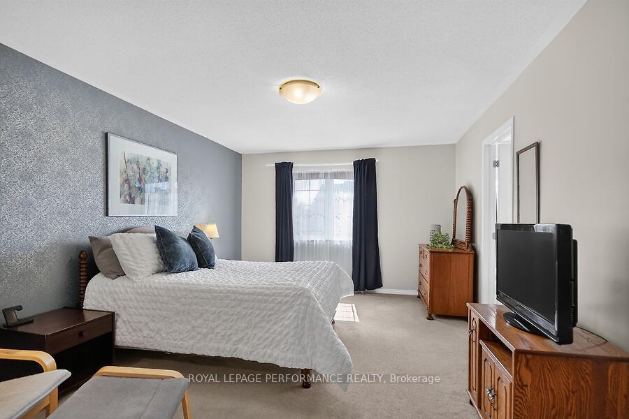 Photo 23 of 172 Laramie Crescent, Ottawa, Barrhaven - Stonebridge — HOMEH