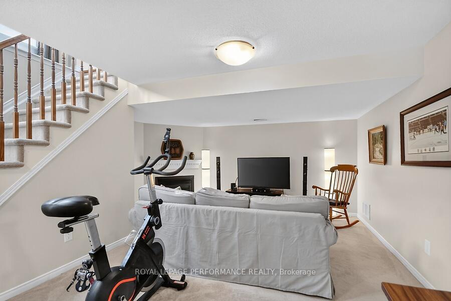 Photo 37 of 172 Laramie Crescent, Ottawa, Barrhaven - Stonebridge — HOMEH