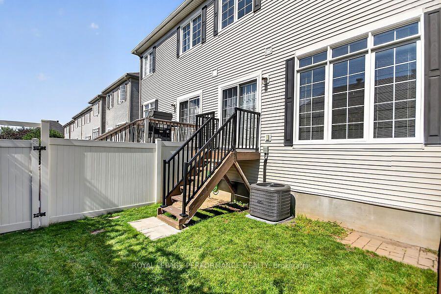 Photo 44 of 172 Laramie Crescent, Ottawa, Barrhaven - Stonebridge — HOMEH