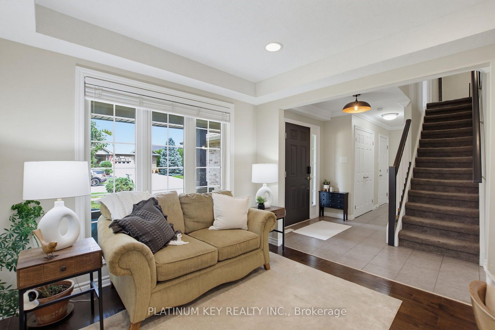 Photo 7 of 114 Jenna Drive, Strathroy-Caradoc, NW — HOMEH