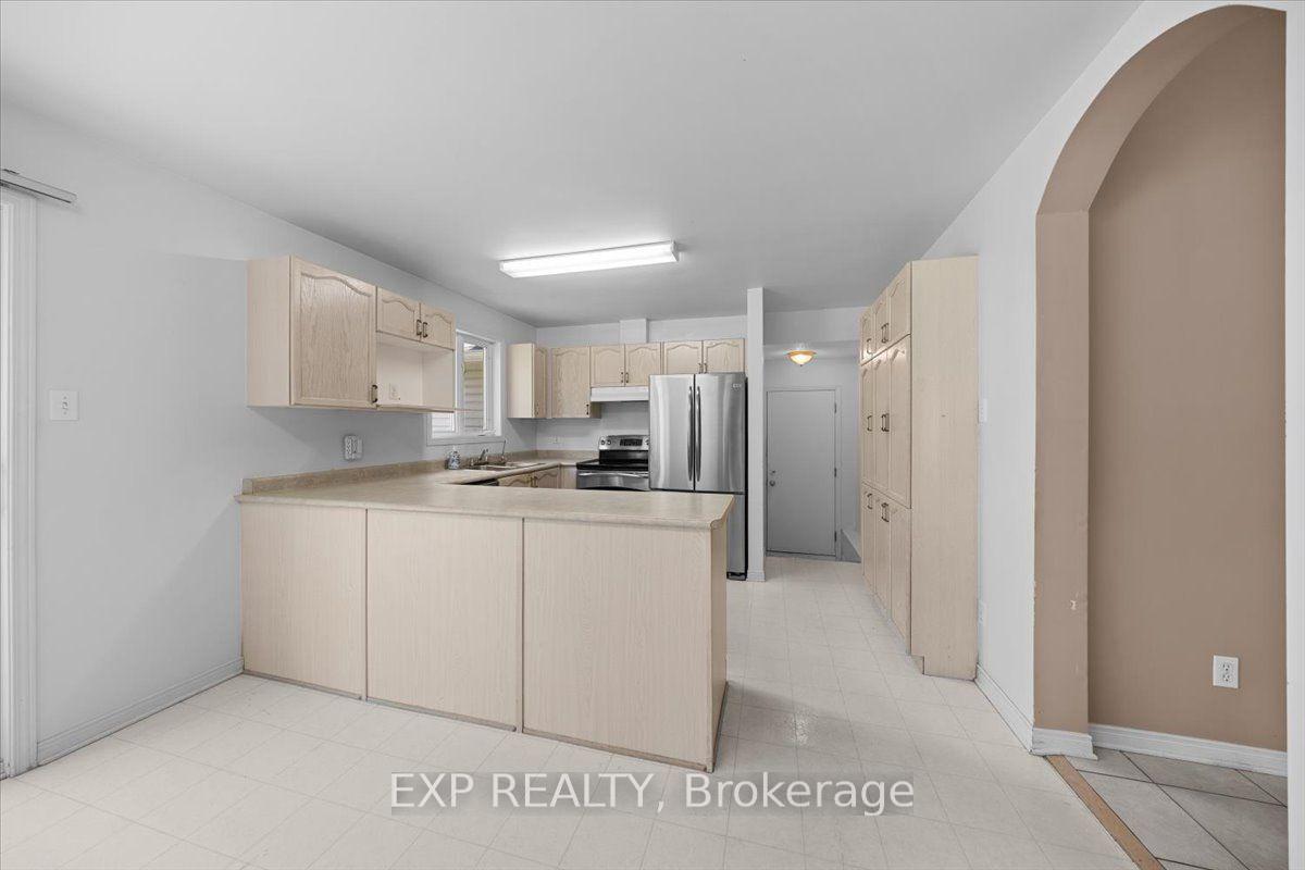 Photo 16 of 113 Grey Fox Drive, Ottawa, Huntley Ward (North West) — HOMEH