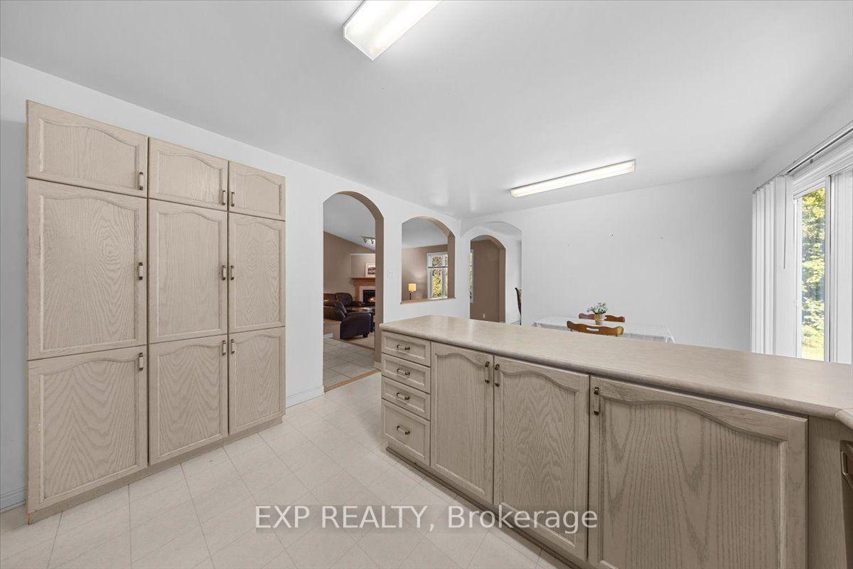 Photo 19 of 113 Grey Fox Drive, Ottawa, Huntley Ward (North West) — HOMEH
