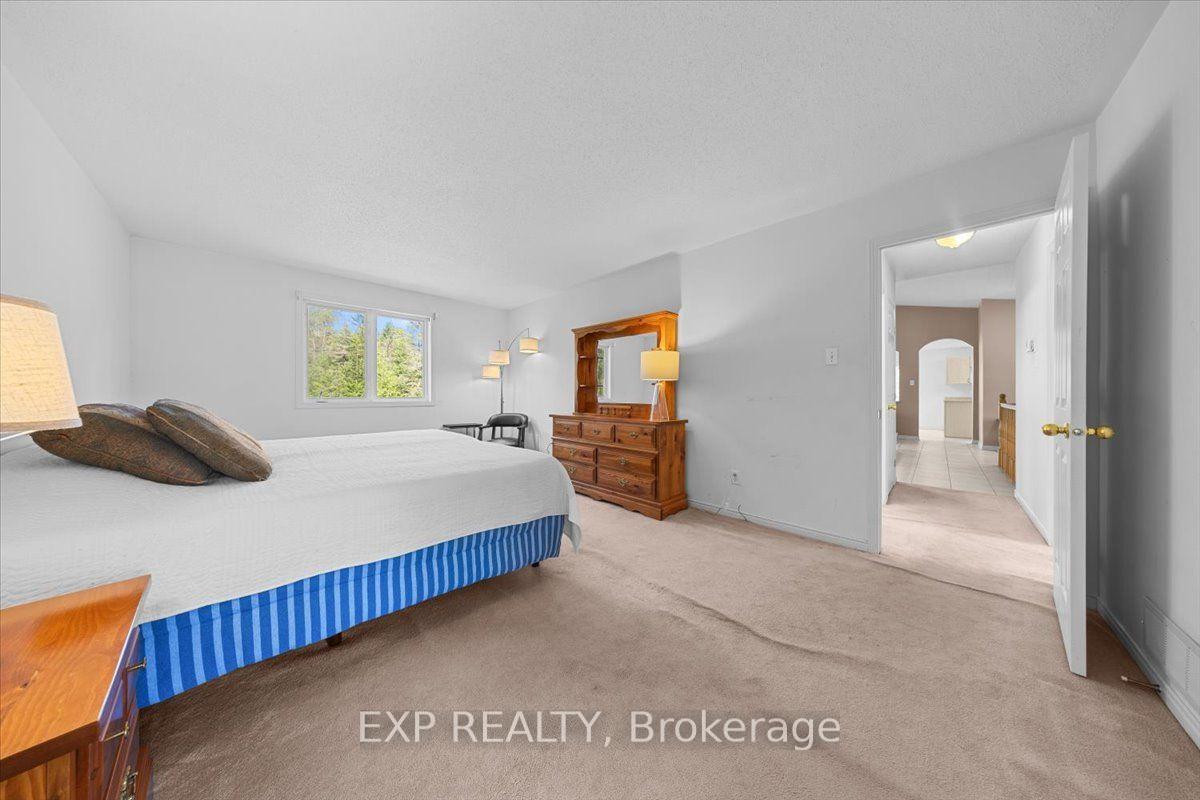 Photo 22 of 113 Grey Fox Drive, Ottawa, Huntley Ward (North West) — HOMEH