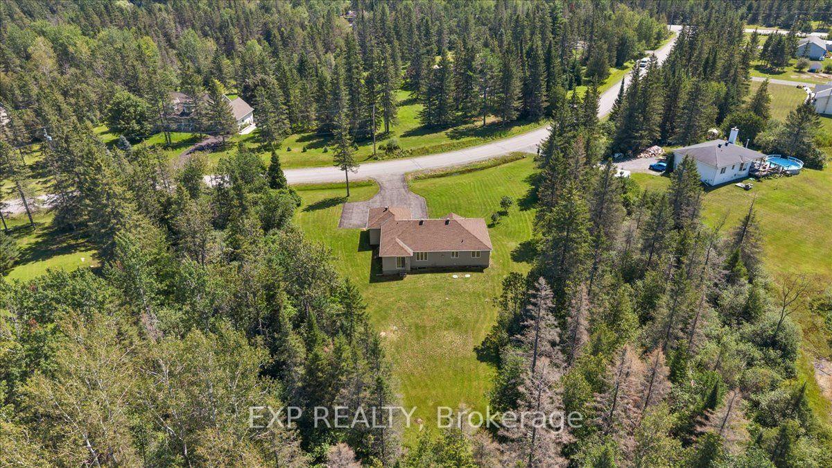 Photo 46 of 113 Grey Fox Drive, Ottawa, Huntley Ward (North West) — HOMEH