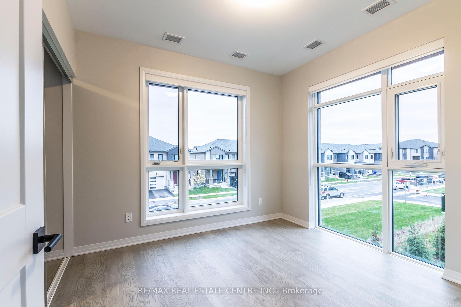 Photo 28 of Unit 207, 460 Gordon Krantz Avenue, Milton, Walker — HOMEH