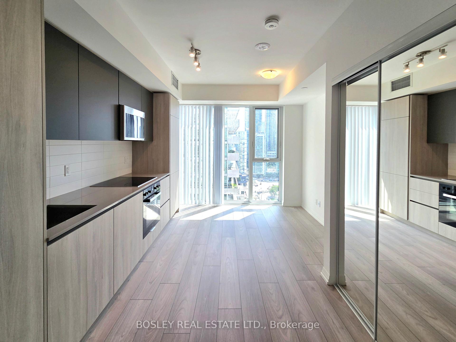 Photo 3 of Unit 2116, 400 King Street, Toronto, Waterfront Communities — HOMEH