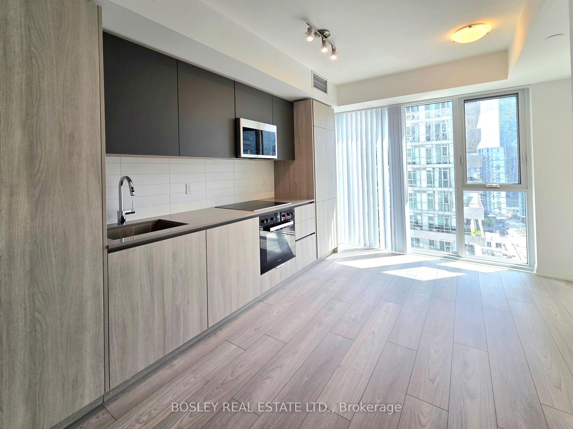 Photo 5 of Unit 2116, 400 King Street, Toronto, Waterfront Communities — HOMEH