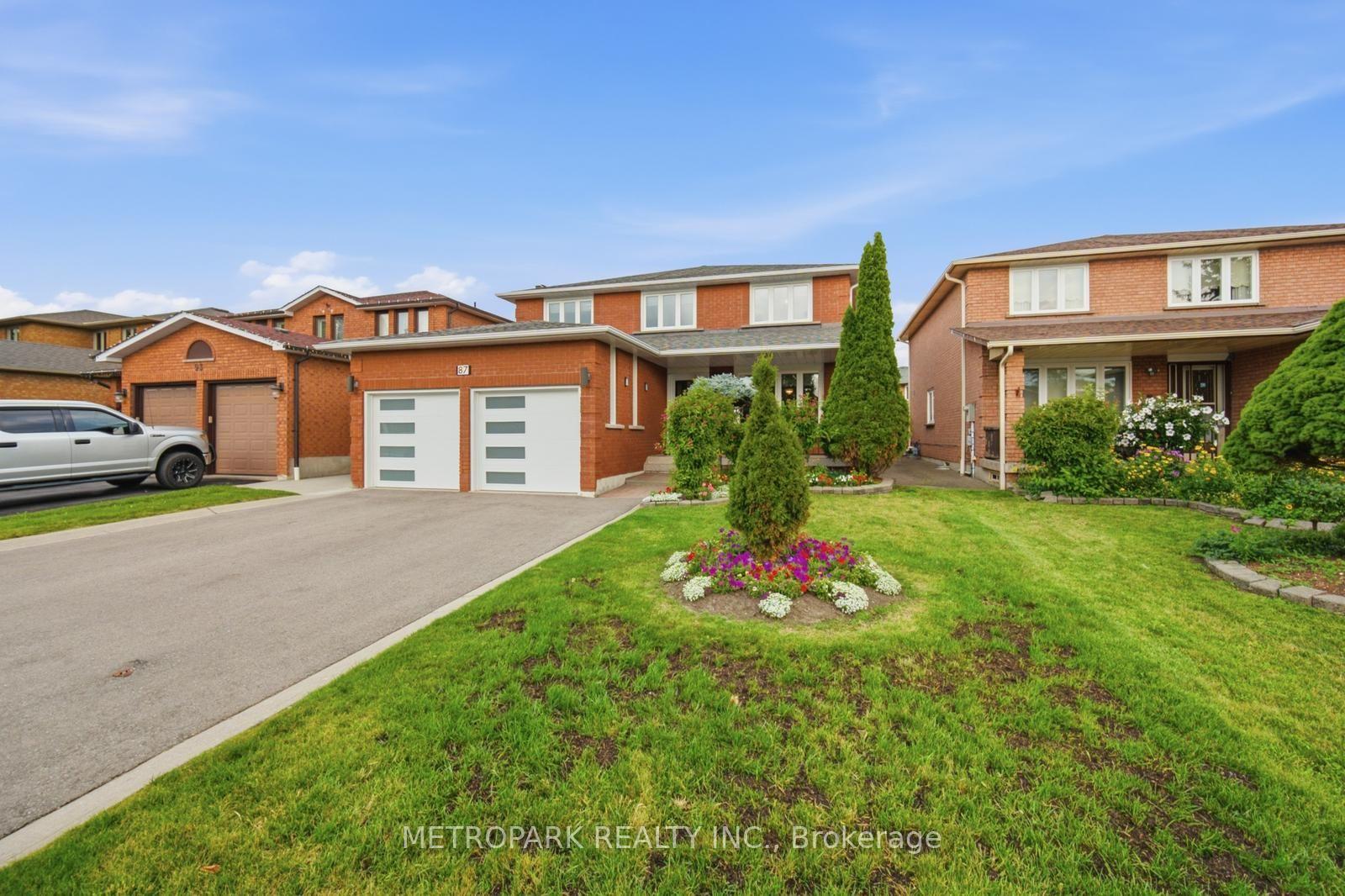 Photo 5 of 87 Belview Avenue, Vaughan, East Woodbridge — HOMEH