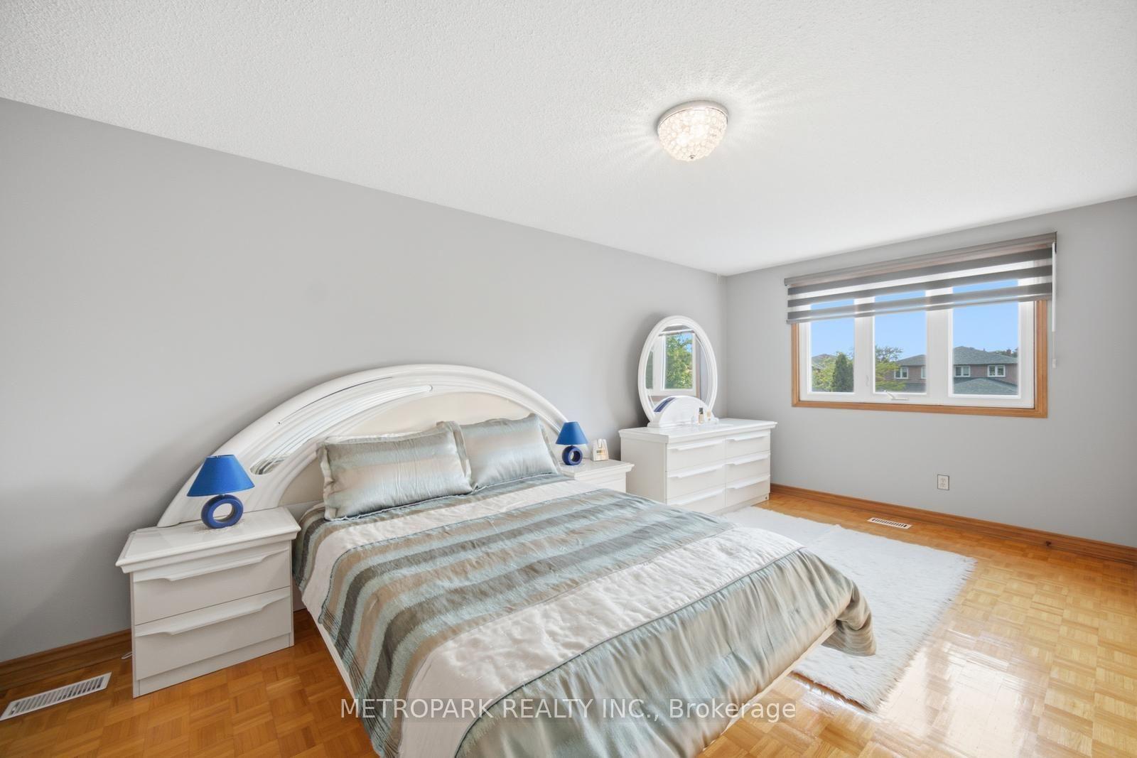 Photo 28 of 87 Belview Avenue, Vaughan, East Woodbridge — HOMEH