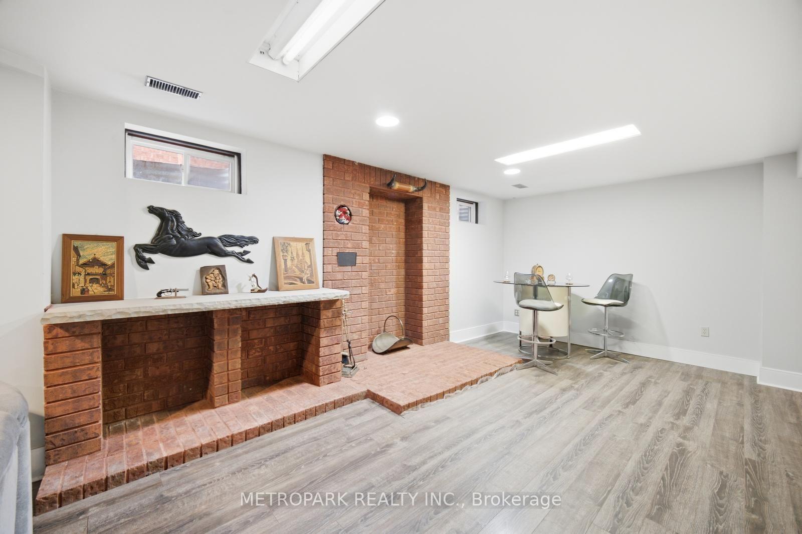 Photo 39 of 87 Belview Avenue, Vaughan, East Woodbridge — HOMEH