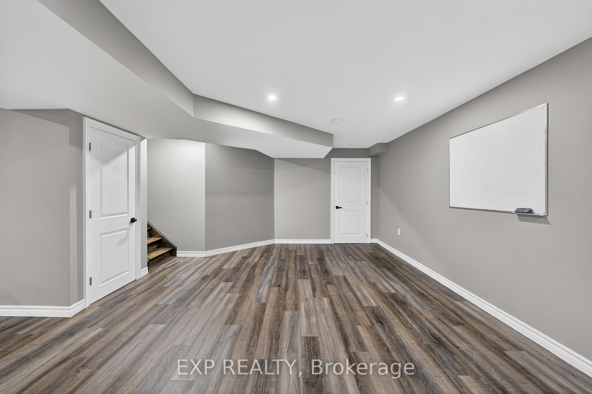 Photo 44 of 5783 Jake Crescent, Niagara Falls, Forestview — HOMEH