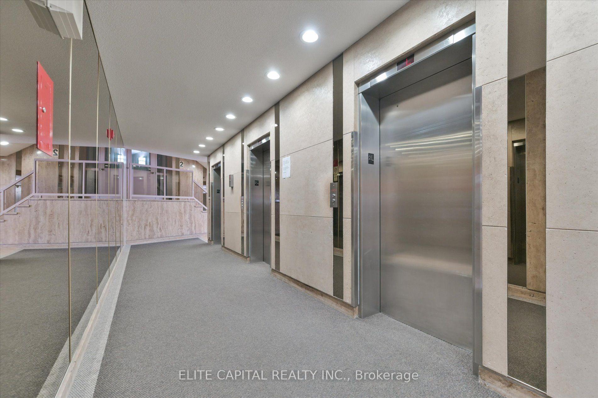 Photo 4 of Unit #1710, 11 Wincott Drive, Etobicoke, Kingsview Village-The Westway — HOMEH