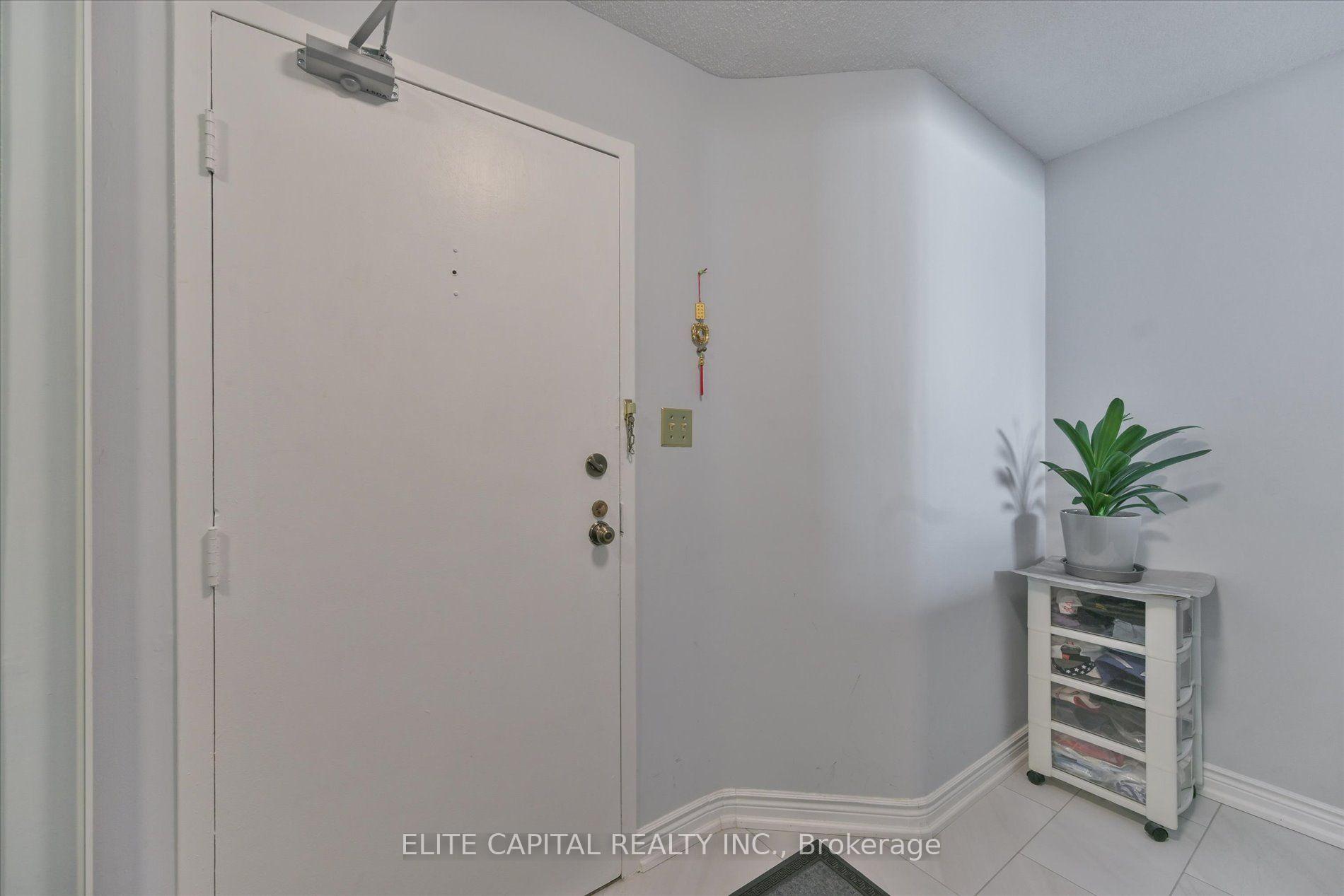 Photo 6 of Unit #1710, 11 Wincott Drive, Etobicoke, Kingsview Village-The Westway — HOMEH