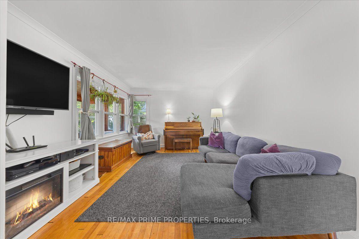 Photo 5 of 1273 Thames Street, Ottawa, Carlington — HOMEH