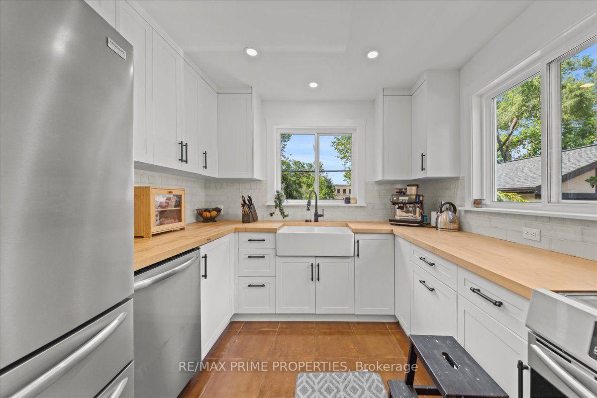 Photo 11 of 1273 Thames Street, Ottawa, Carlington — HOMEH