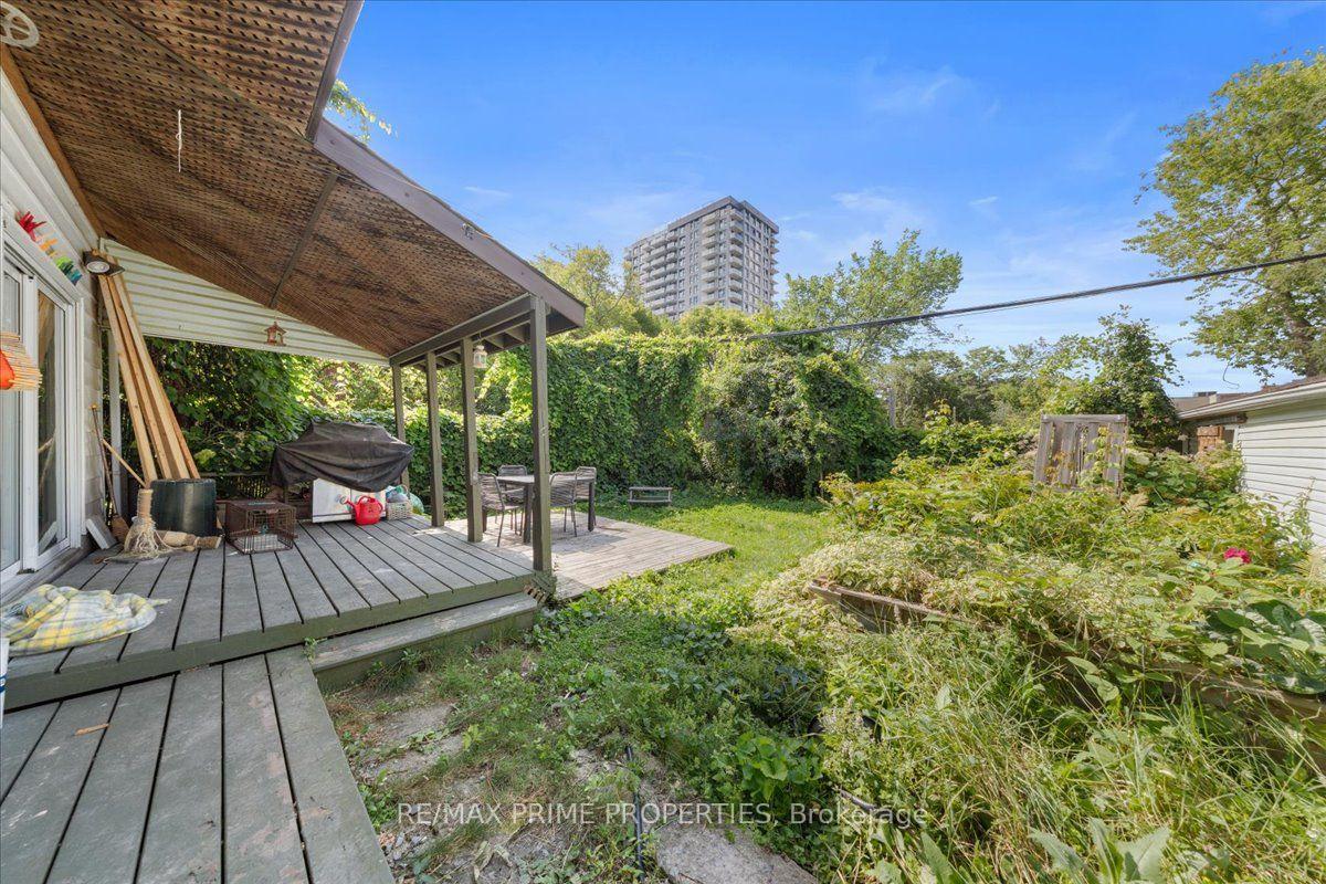 Photo 30 of 1273 Thames Street, Ottawa, Carlington — HOMEH