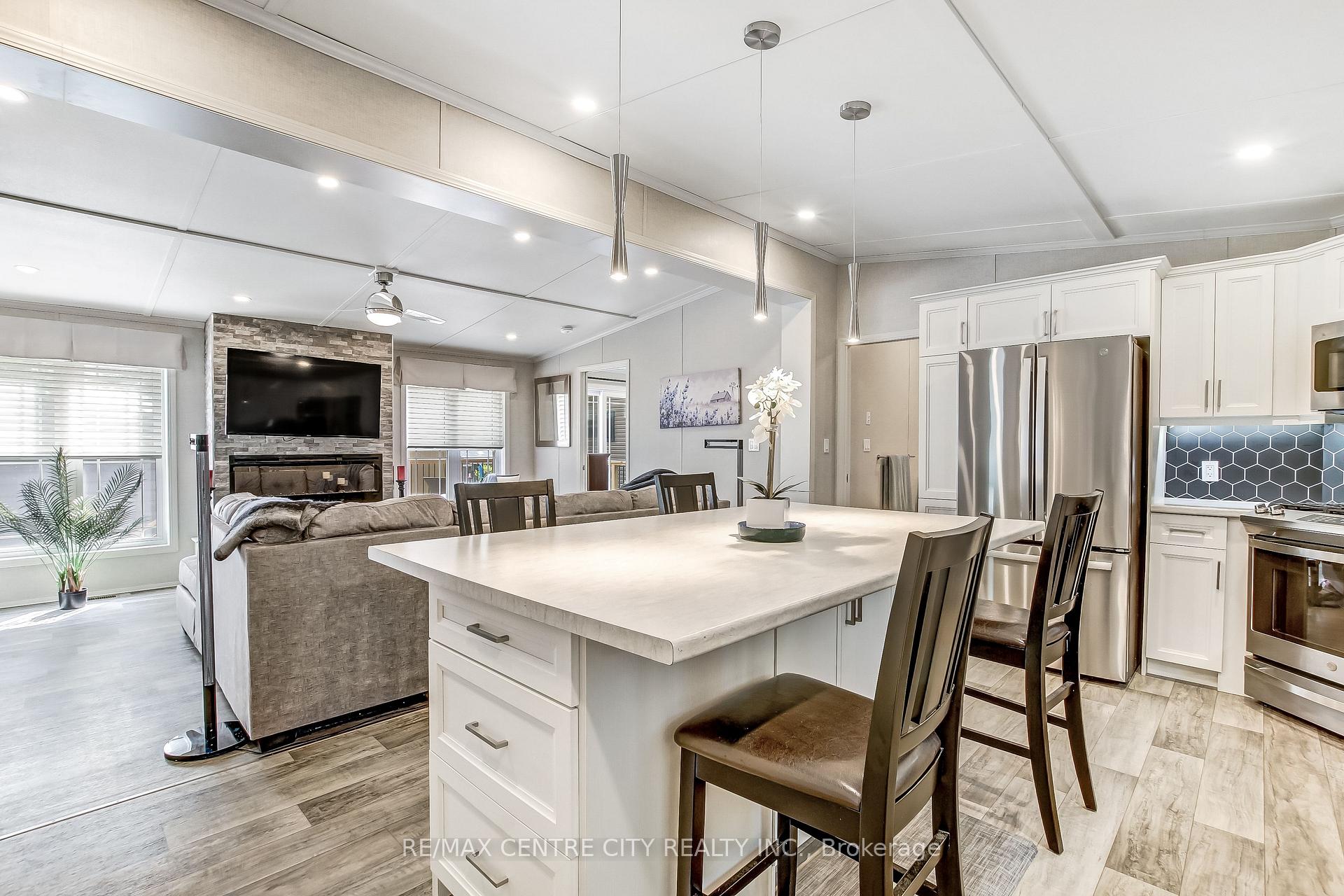 Photo 7 of Unit 30, 22790 Amiens Road, Middlesex Centre, Rural Middlesex Centre — HOMEH