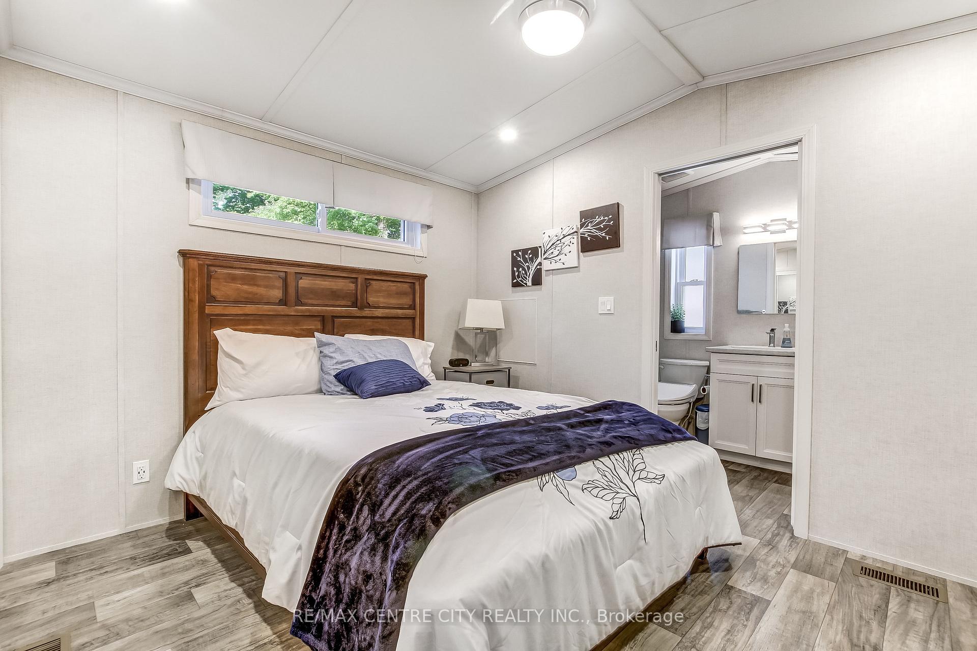 Photo 14 of Unit 30, 22790 Amiens Road, Middlesex Centre, Rural Middlesex Centre — HOMEH